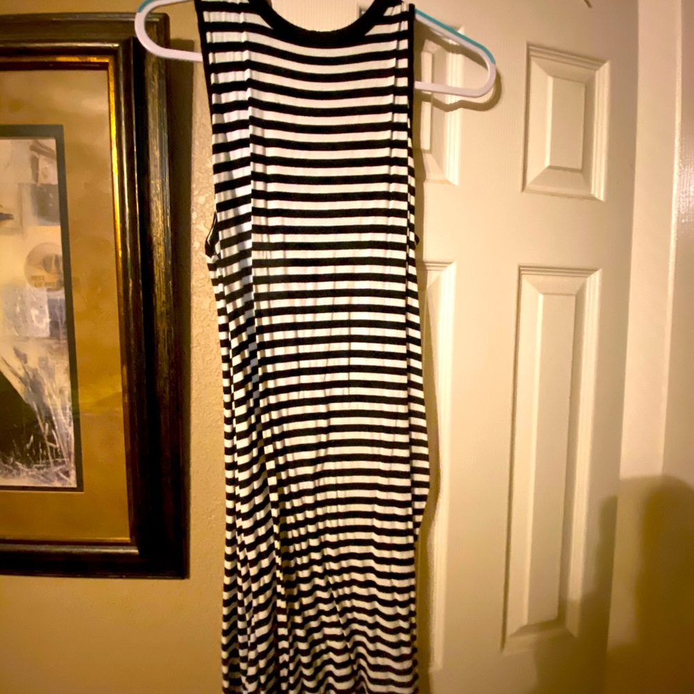 Black and white dress